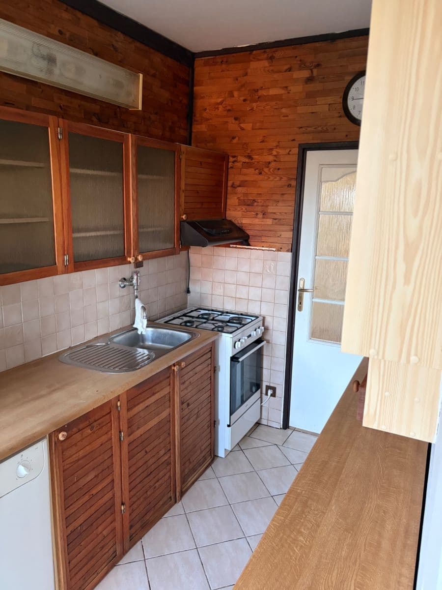 Prenájom bytu 3-izbový 84 m², Mánesova, Trutnov, Královéhradecký kraj Prenájom bytu 3-izbový 84 m², Mánesova, Trutnov, Královéhradecký kraj