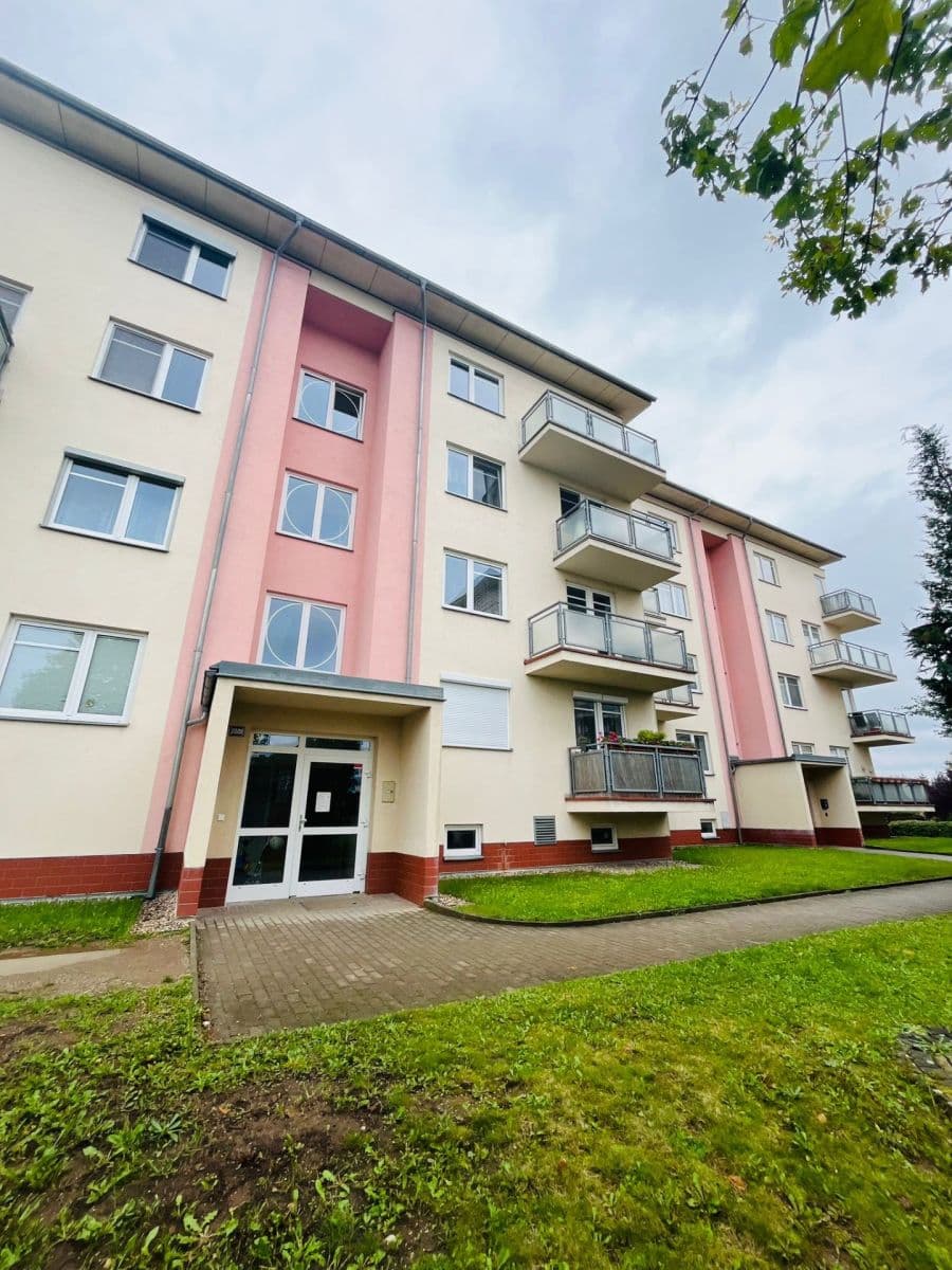 Prenájom bytu 2-izbový 37 m², Felklova, Roztoky, Středočeský kraj Prenájom bytu 2-izbový 37 m², Felklova, Roztoky, Středočeský kraj
