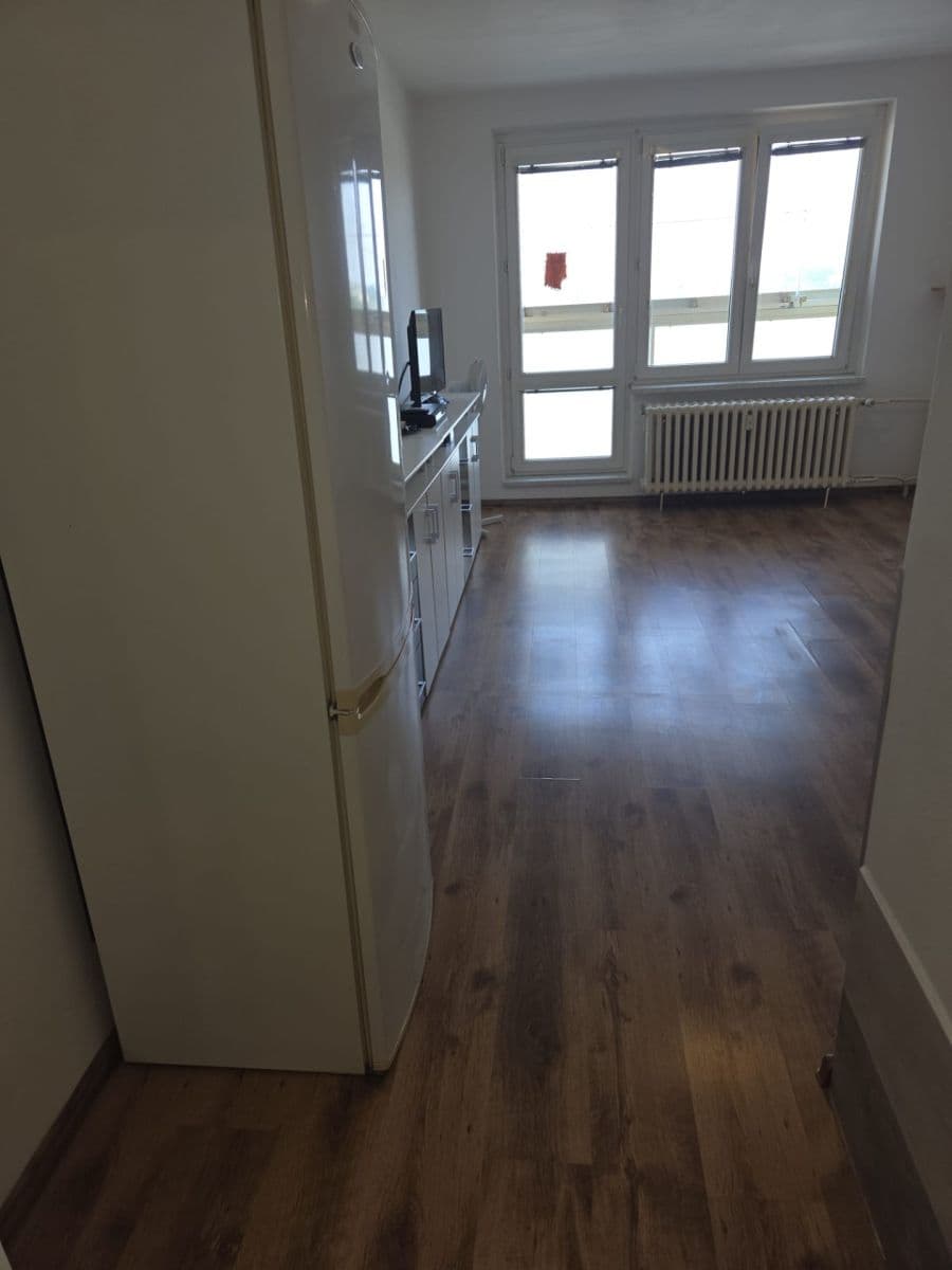 Prenájom bytu 1-izbový 30 m², Hornopolní, Ostrava, Moravskoslezský kraj Prenájom bytu 1-izbový 30 m², Hornopolní, Ostrava, Moravskoslezský kraj
