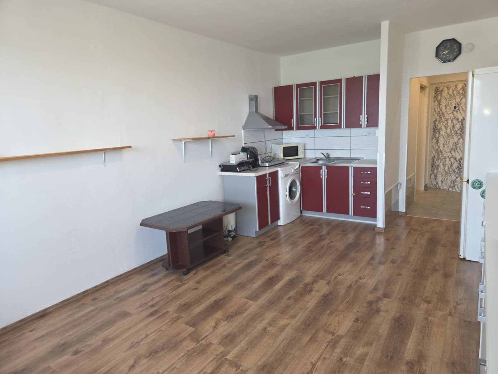 Prenájom bytu 1-izbový 30 m², Hornopolní, Ostrava, Moravskoslezský kraj Prenájom bytu 1-izbový 30 m², Hornopolní, Ostrava, Moravskoslezský kraj