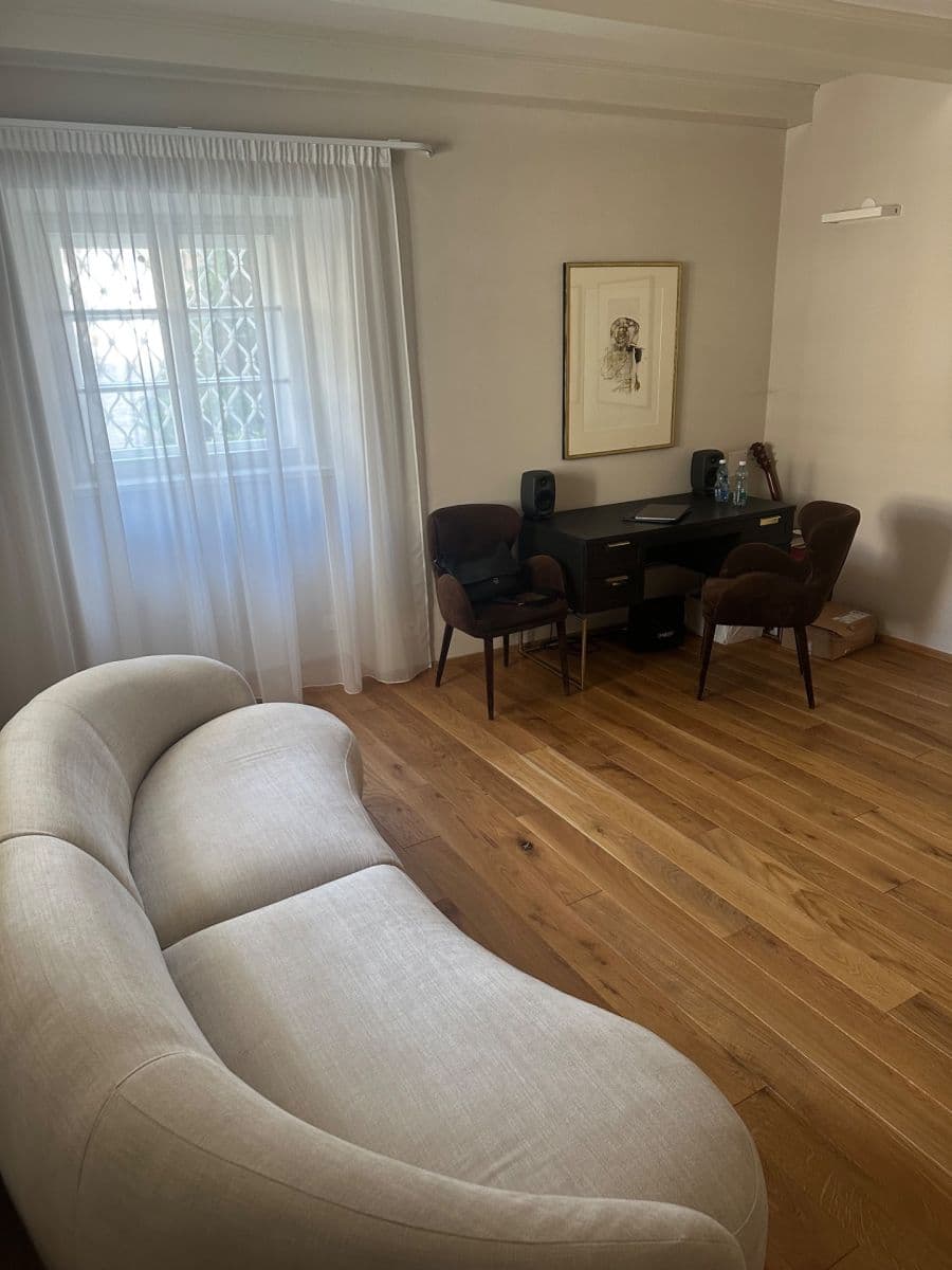 Prenájom kancelárie 25 m², Nový Svět, Praha, Praha Prenájom kancelárie 25 m², Nový Svět, Praha, Praha