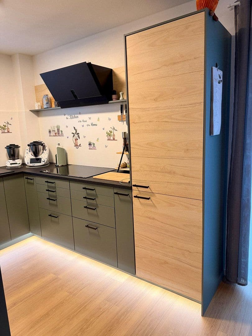 Prenájom bytu 4-izbový 118 m², Bühler Seite 48, Bühl, Bádensko-Wurttembersko Prenájom bytu 4-izbový 118 m², Bühler Seite 48, Bühl, Bádensko-Wurttembersko