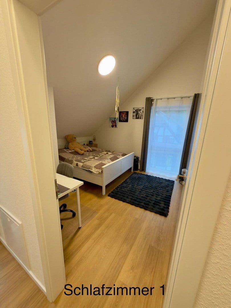 Prenájom bytu 4-izbový 118 m², Bühler Seite 48, Bühl, Bádensko-Wurttembersko Prenájom bytu 4-izbový 118 m², Bühler Seite 48, Bühl, Bádensko-Wurttembersko