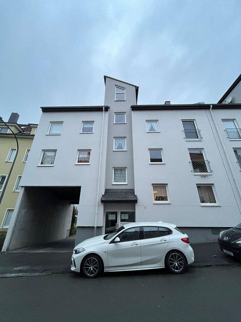 Prenájom bytu 3-izbový 75 m², Wuppertal, Severné Porýnie - Westfálsko Prenájom bytu 3-izbový 75 m², Wuppertal, Severné Porýnie - Westfálsko