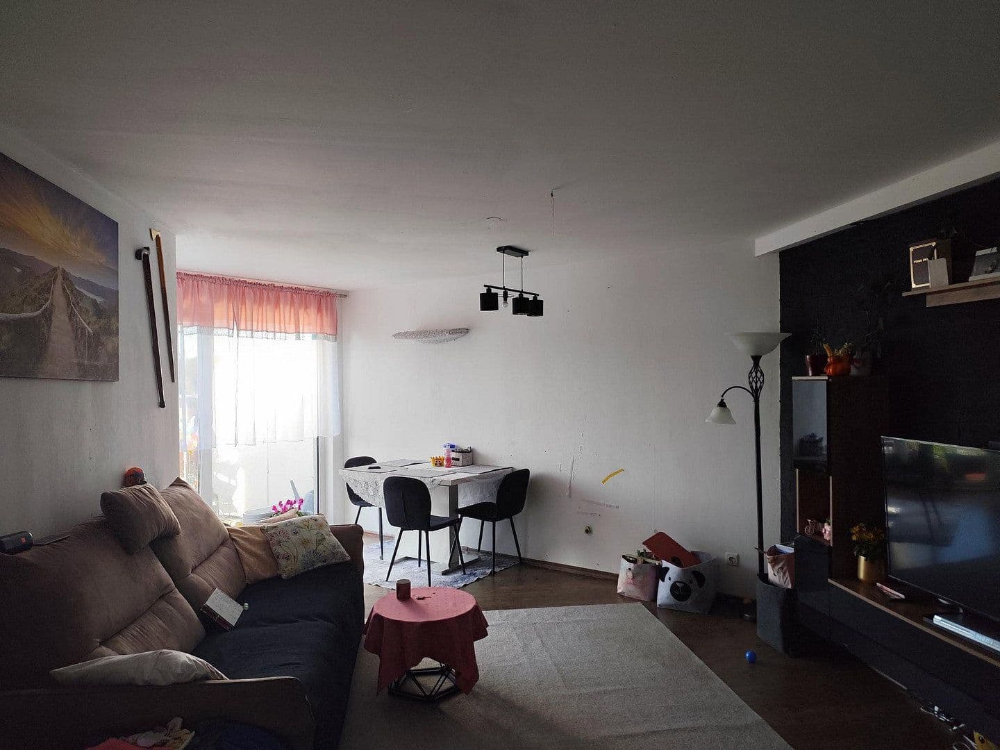 Prenájom bytu 3-izbový 75 m², Wuppertal, Severné Porýnie - Westfálsko Prenájom bytu 3-izbový 75 m², Wuppertal, Severné Porýnie - Westfálsko