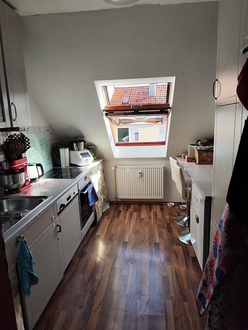 Prenájom bytu 3-izbový 75 m², Wuppertal, Severné Porýnie - Westfálsko Prenájom bytu 3-izbový 75 m², Wuppertal, Severné Porýnie - Westfálsko