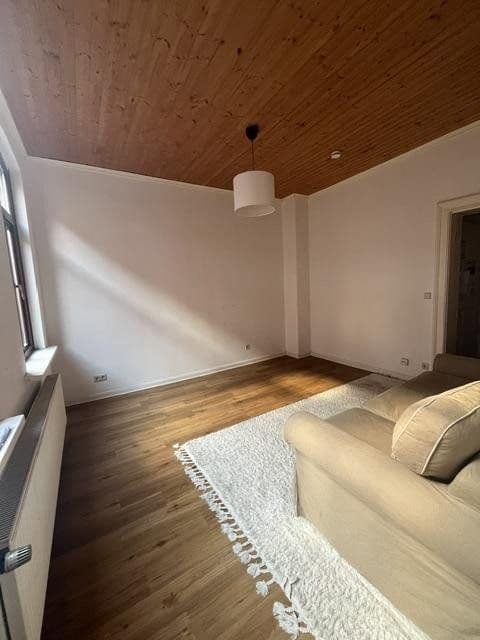 Prenájom bytu 2-izbový 48 m², Limmerstraße 58a, Hannover, Dolné Sasko Prenájom bytu 2-izbový 48 m², Limmerstraße 58a, Hannover, Dolné Sasko