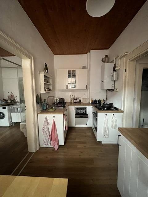 Prenájom bytu 2-izbový 48 m², Limmerstraße 58a, Hannover, Dolné Sasko Prenájom bytu 2-izbový 48 m², Limmerstraße 58a, Hannover, Dolné Sasko