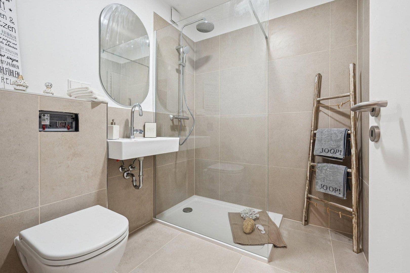 Predaj bytu 3-izbový 88 m², Graefenhainweg 18, Hannover, Dolné Sasko Predaj bytu 3-izbový 88 m², Graefenhainweg 18, Hannover, Dolné Sasko