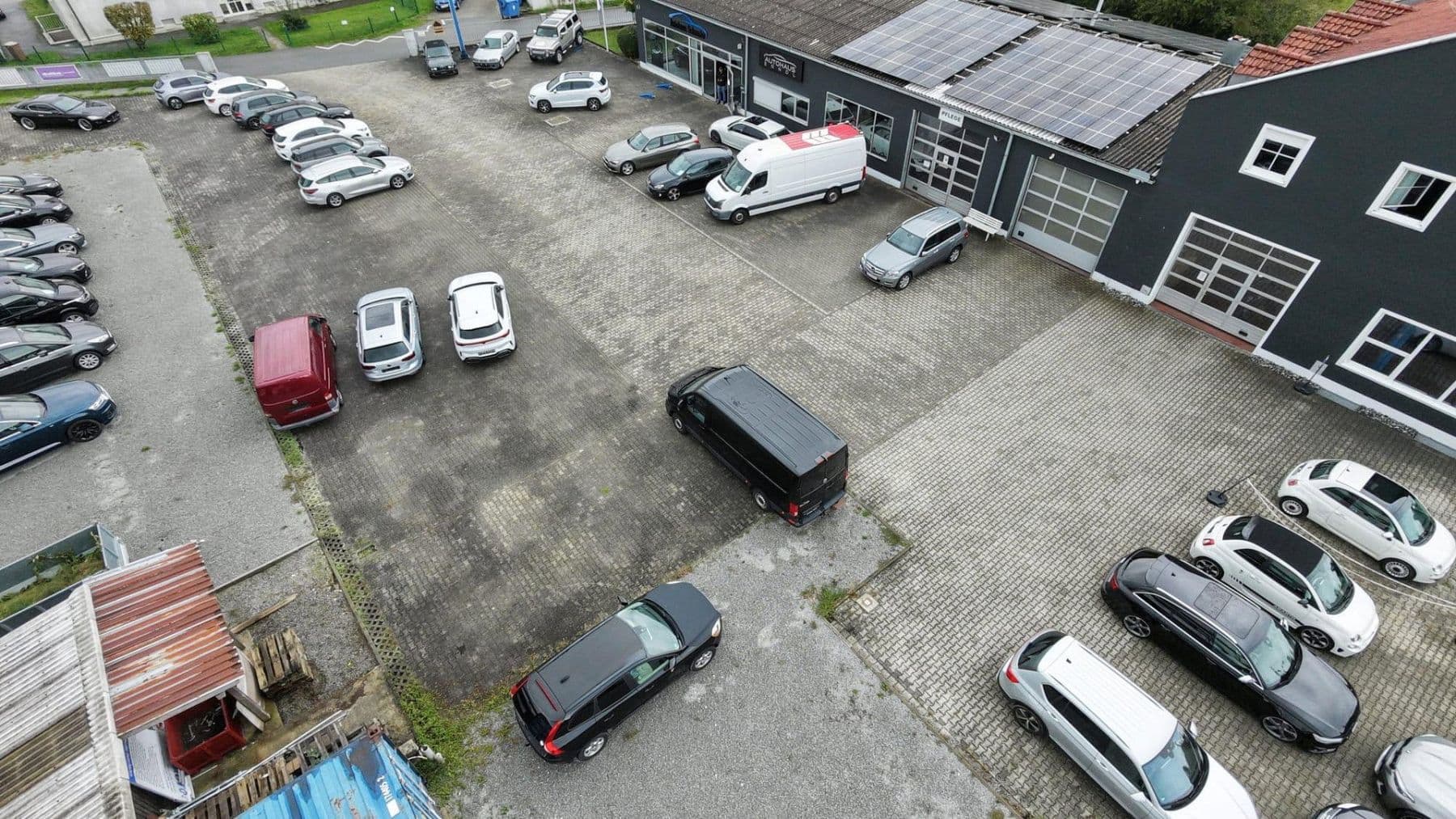 Prenájom nebytového priestoru 2.740 m², Blumenstraße 4a, Osterhofen, Bavorsko Prenájom nebytového priestoru 2.740 m², Blumenstraße 4a, Osterhofen, Bavorsko