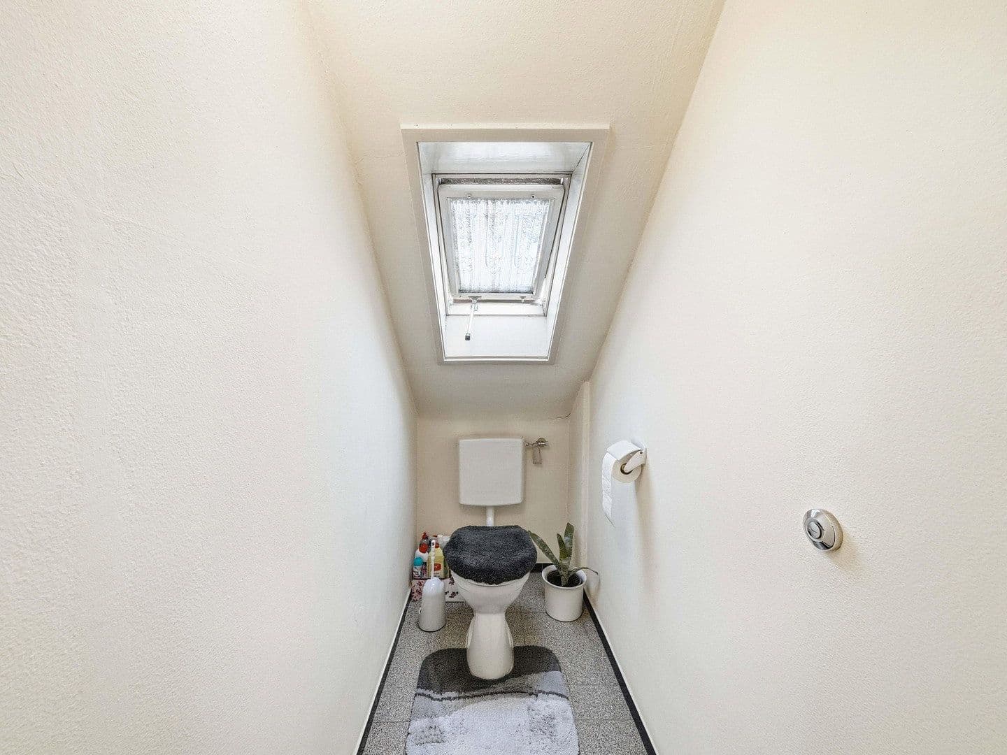 Predaj bytu 4-izbový 62 m², Drackensteinstraße 50, Stuttgart, Bádensko-Wurttembersko Predaj bytu 4-izbový 62 m², Drackensteinstraße 50, Stuttgart, Bádensko-Wurttembersko