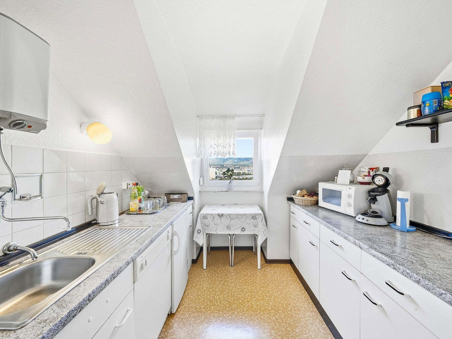 Predaj bytu 4-izbový 62 m², Drackensteinstraße 50, Stuttgart, Bádensko-Wurttembersko Predaj bytu 4-izbový 62 m², Drackensteinstraße 50, Stuttgart, Bádensko-Wurttembersko