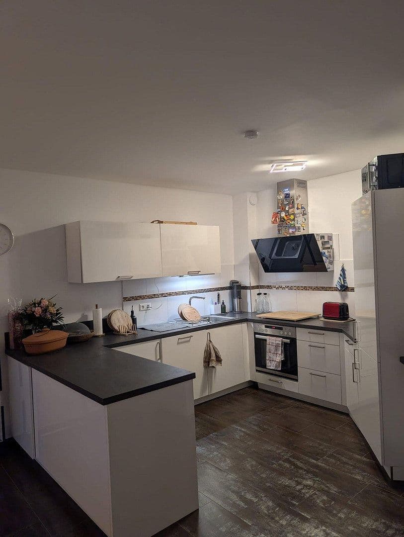 Prenájom bytu 3-izbový 85 m², Westerstraße 1, Lehrte, Dolné Sasko Prenájom bytu 3-izbový 85 m², Westerstraße 1, Lehrte, Dolné Sasko