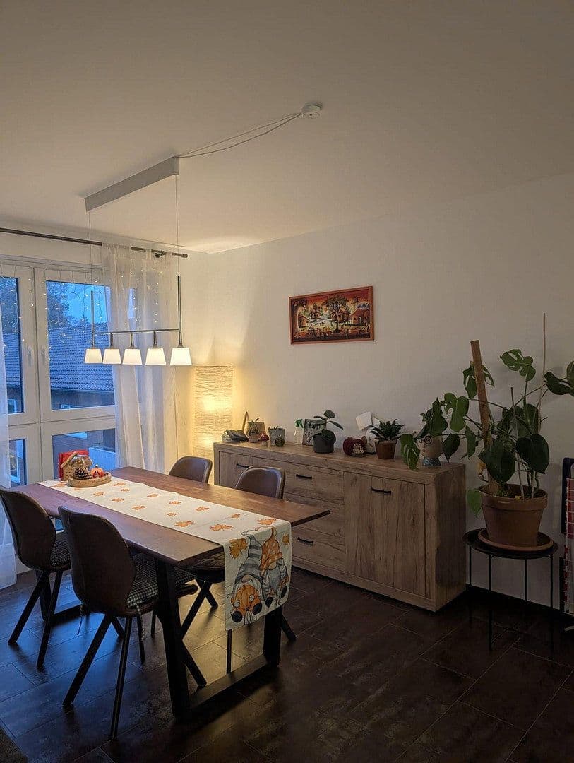 Prenájom bytu 3-izbový 85 m², Westerstraße 1, Lehrte, Dolné Sasko Prenájom bytu 3-izbový 85 m², Westerstraße 1, Lehrte, Dolné Sasko