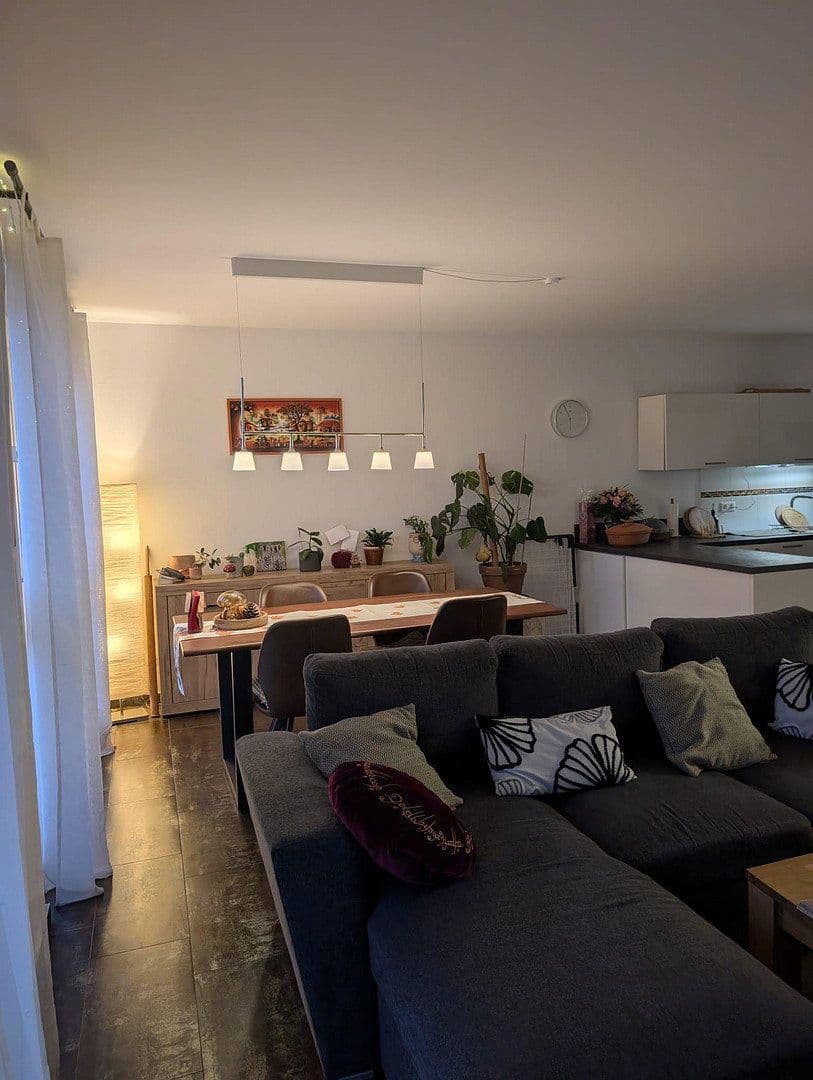 Prenájom bytu 3-izbový 85 m², Westerstraße 1, Lehrte, Dolné Sasko Prenájom bytu 3-izbový 85 m², Westerstraße 1, Lehrte, Dolné Sasko