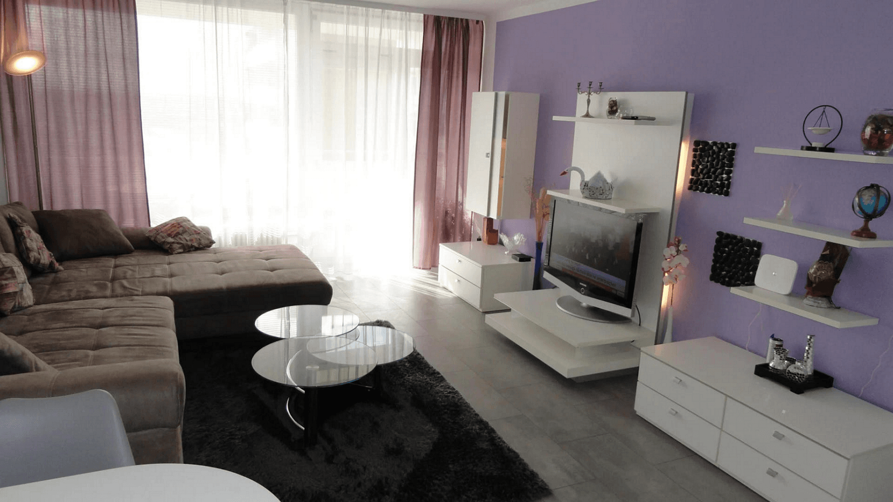 Prenájom bytu 2-izbový 67 m², Frankfurt am Main, Hesensko Prenájom bytu 2-izbový 67 m², Frankfurt am Main, Hesensko