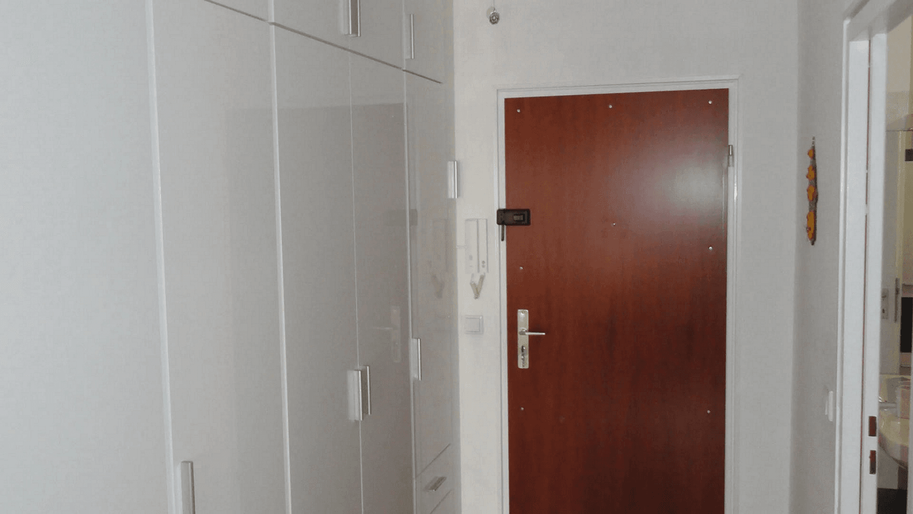 Prenájom bytu 2-izbový 67 m², Frankfurt am Main, Hesensko Prenájom bytu 2-izbový 67 m², Frankfurt am Main, Hesensko
