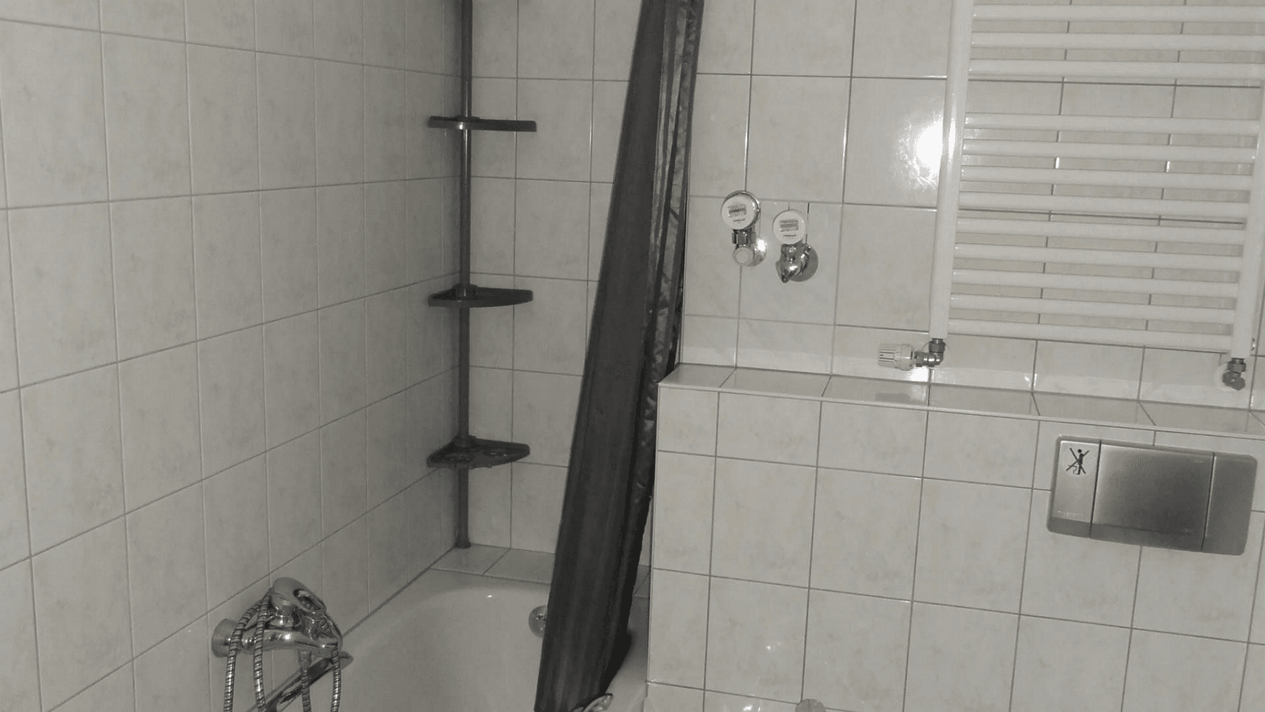 Prenájom bytu 2-izbový 67 m², Frankfurt am Main, Hesensko Prenájom bytu 2-izbový 67 m², Frankfurt am Main, Hesensko