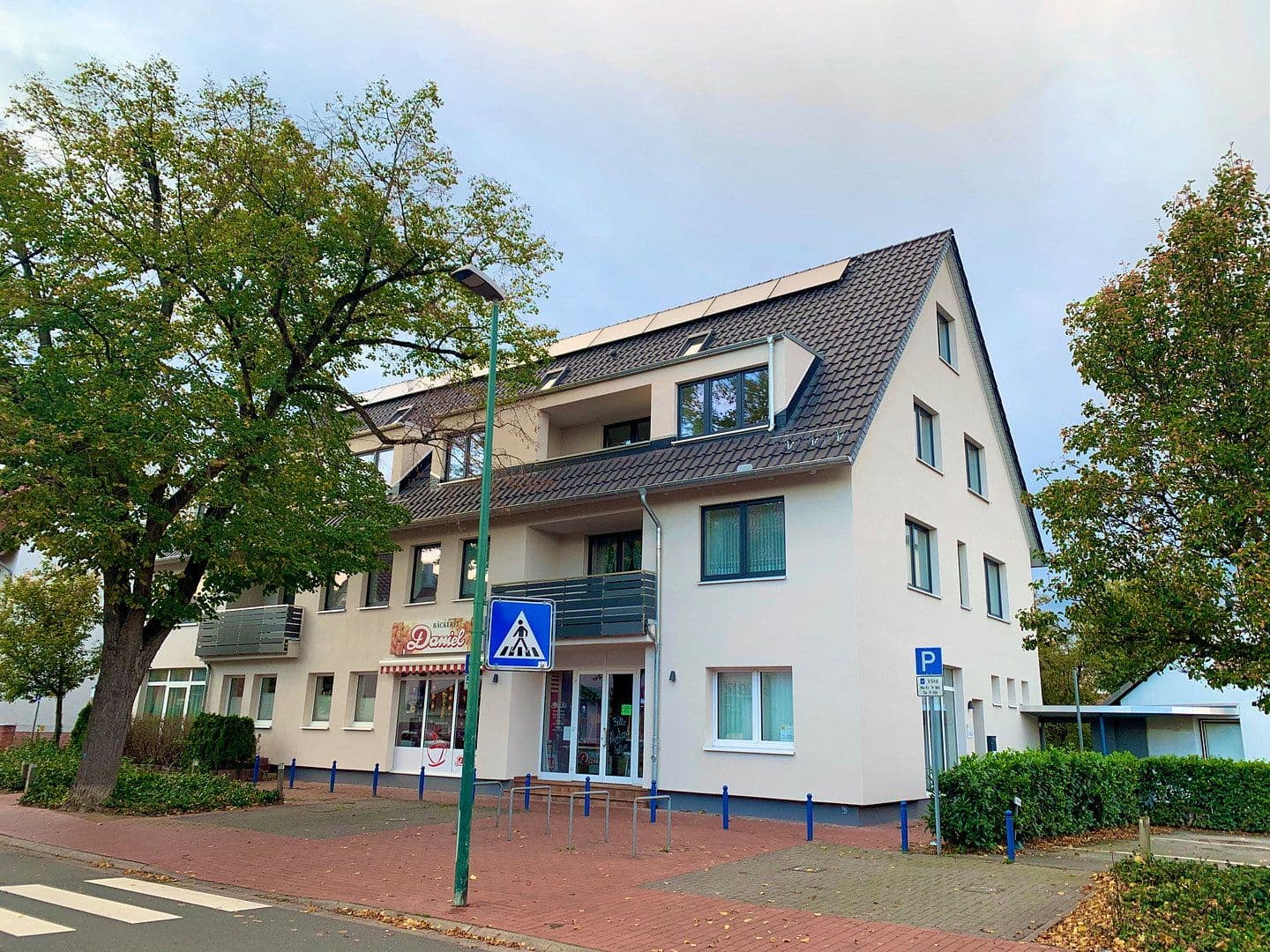 Prenájom bytu 3-izbový 131 m², Hindenburgsstr. 30, Langenhagen, Dolné Sasko Prenájom bytu 3-izbový 131 m², Hindenburgsstr. 30, Langenhagen, Dolné Sasko