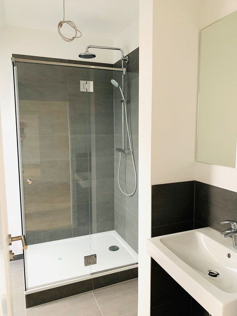 Prenájom bytu 3-izbový 131 m², Hindenburgsstr. 30, Langenhagen, Dolné Sasko Prenájom bytu 3-izbový 131 m², Hindenburgsstr. 30, Langenhagen, Dolné Sasko