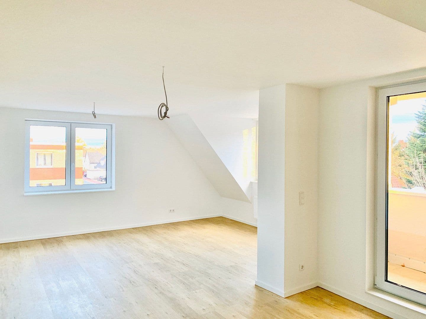Prenájom bytu 3-izbový 131 m², Hindenburgsstr. 30, Langenhagen, Dolné Sasko Prenájom bytu 3-izbový 131 m², Hindenburgsstr. 30, Langenhagen, Dolné Sasko