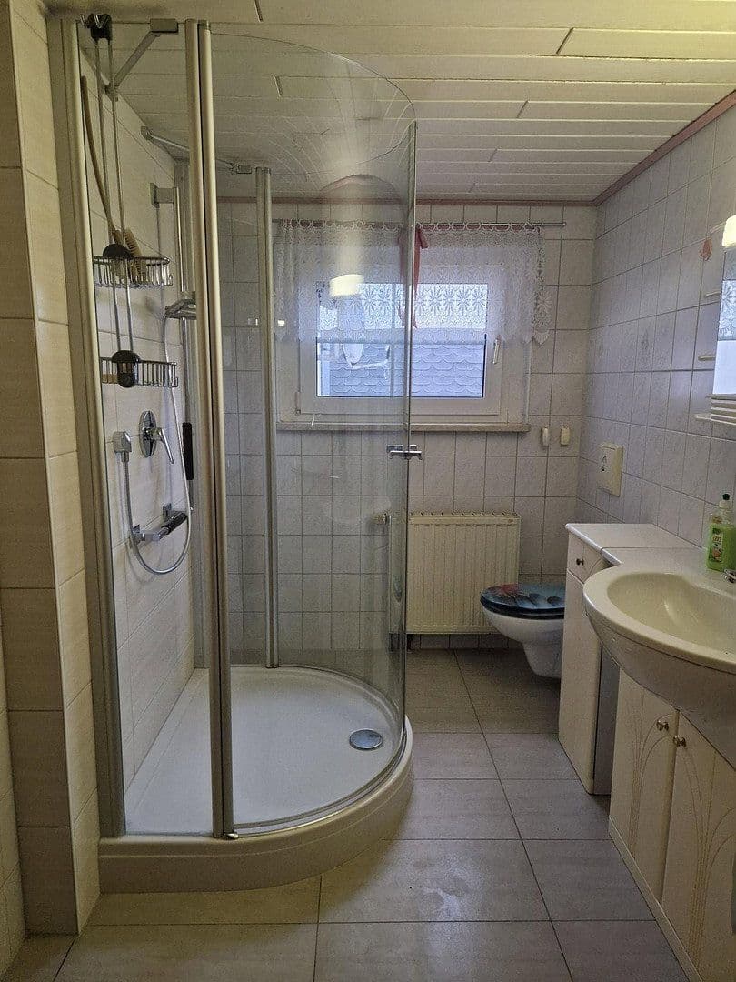 Predaj domu 98 m², pozemok 790 m², Adorf/Vogtland, Sasko Predaj domu 98 m², pozemok 790 m², Adorf/Vogtland, Sasko