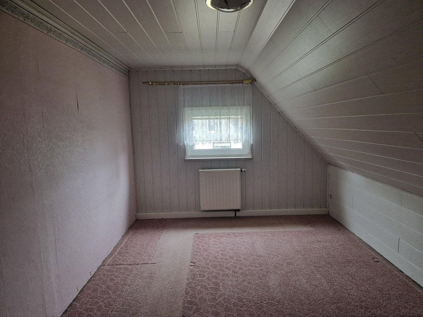 Predaj domu 98 m², pozemok 790 m², Adorf/Vogtland, Sasko Predaj domu 98 m², pozemok 790 m², Adorf/Vogtland, Sasko