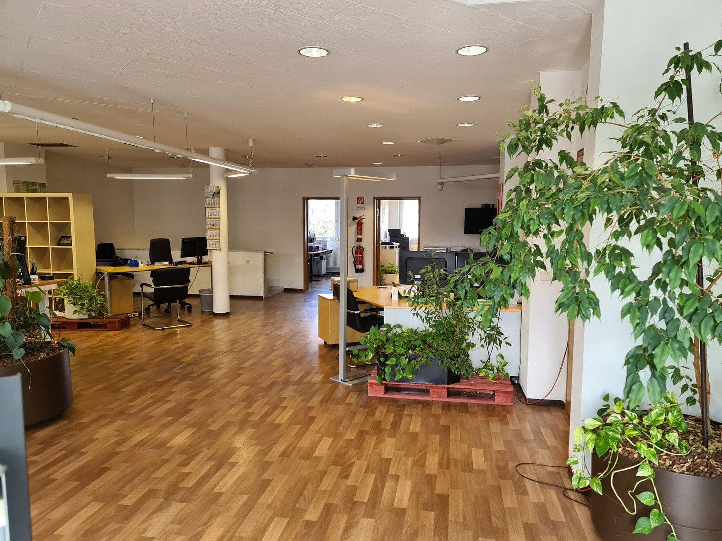 Prenájom kancelárie 209 m², Mannheim, Bádensko-Wurttembersko Prenájom kancelárie 209 m², Mannheim, Bádensko-Wurttembersko