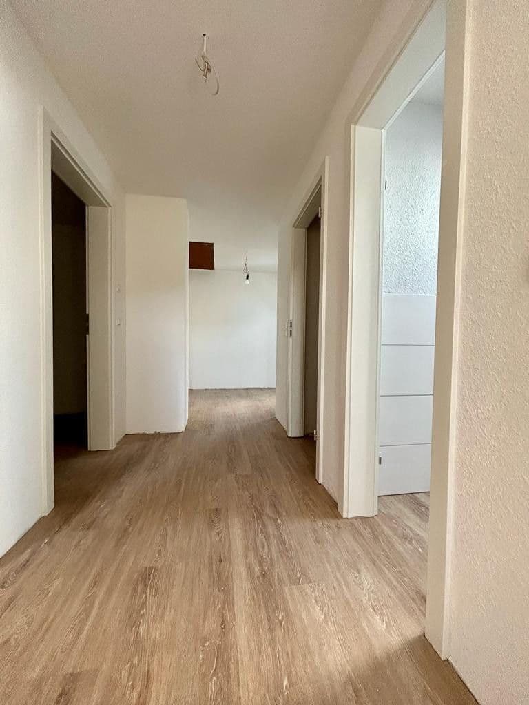 Prenájom bytu 3-izbový 75 m², Grünwiesen 21, Kupferzell, Bádensko-Wurttembersko Prenájom bytu 3-izbový 75 m², Grünwiesen 21, Kupferzell, Bádensko-Wurttembersko