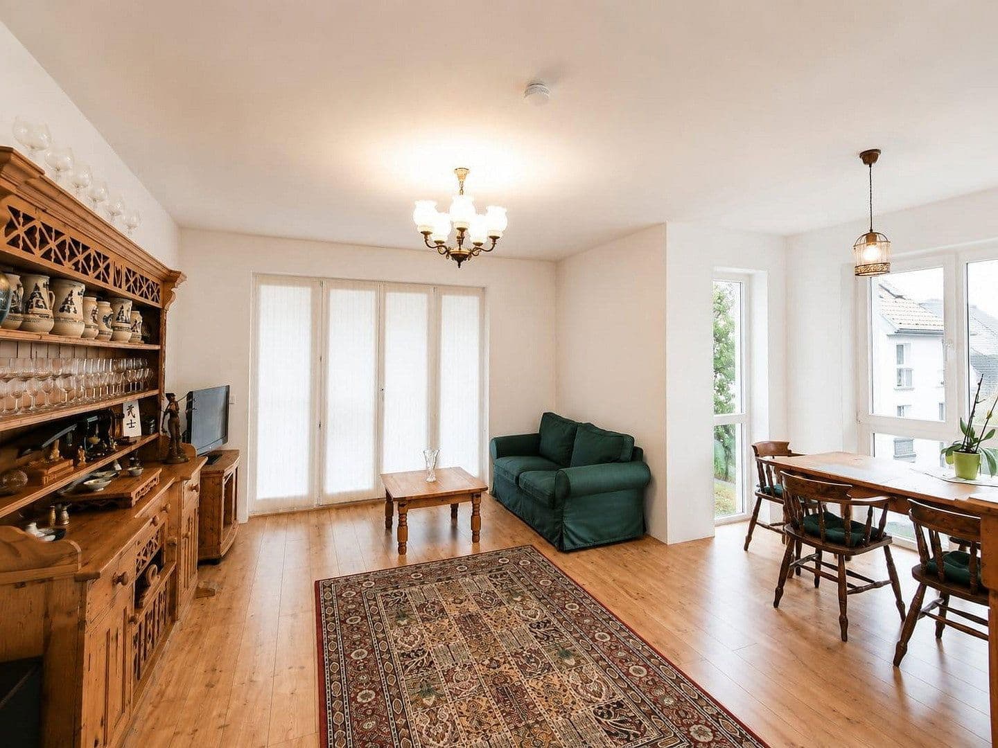 Predaj bytu 3-izbový 80 m², Hohen Neuendorf, Brandenbursko Predaj bytu 3-izbový 80 m², Hohen Neuendorf, Brandenbursko