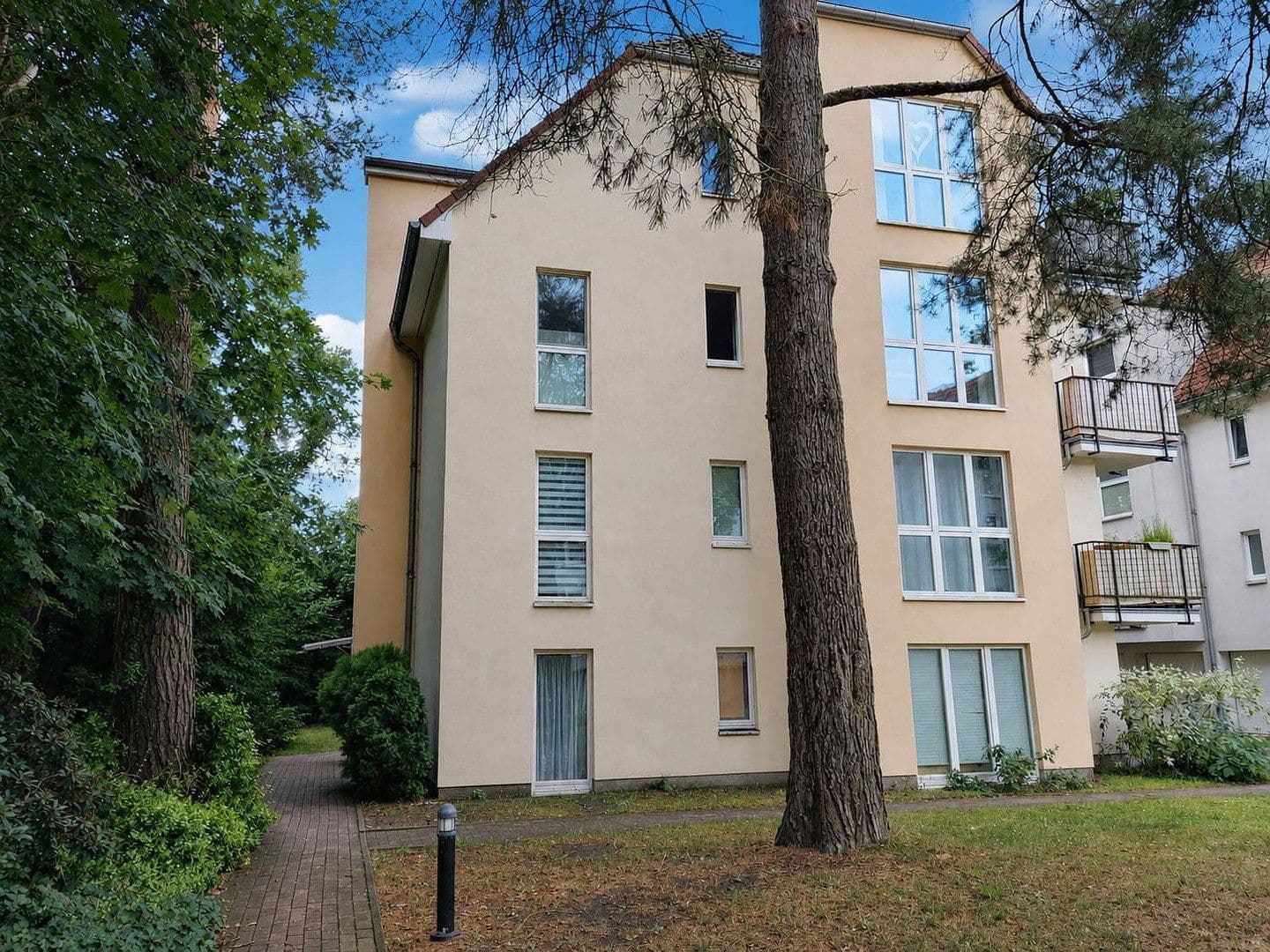 Predaj bytu 3-izbový 80 m², Hohen Neuendorf, Brandenbursko Predaj bytu 3-izbový 80 m², Hohen Neuendorf, Brandenbursko
