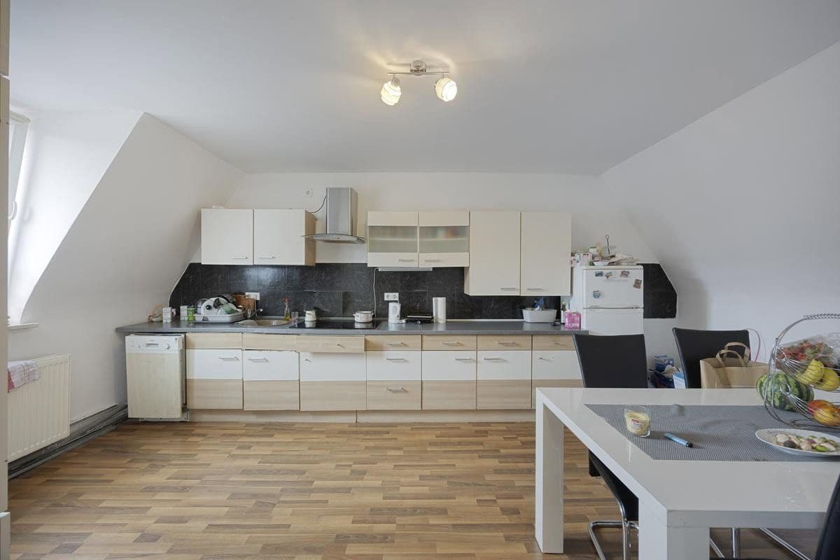 Prenájom bytu 3-izbový 87 m², Braunschweigerstr 20, Gelsenkirchen, Severné Porýnie - Westfálsko Prenájom bytu 3-izbový 87 m², Braunschweigerstr 20, Gelsenkirchen, Severné Porýnie - Westfálsko