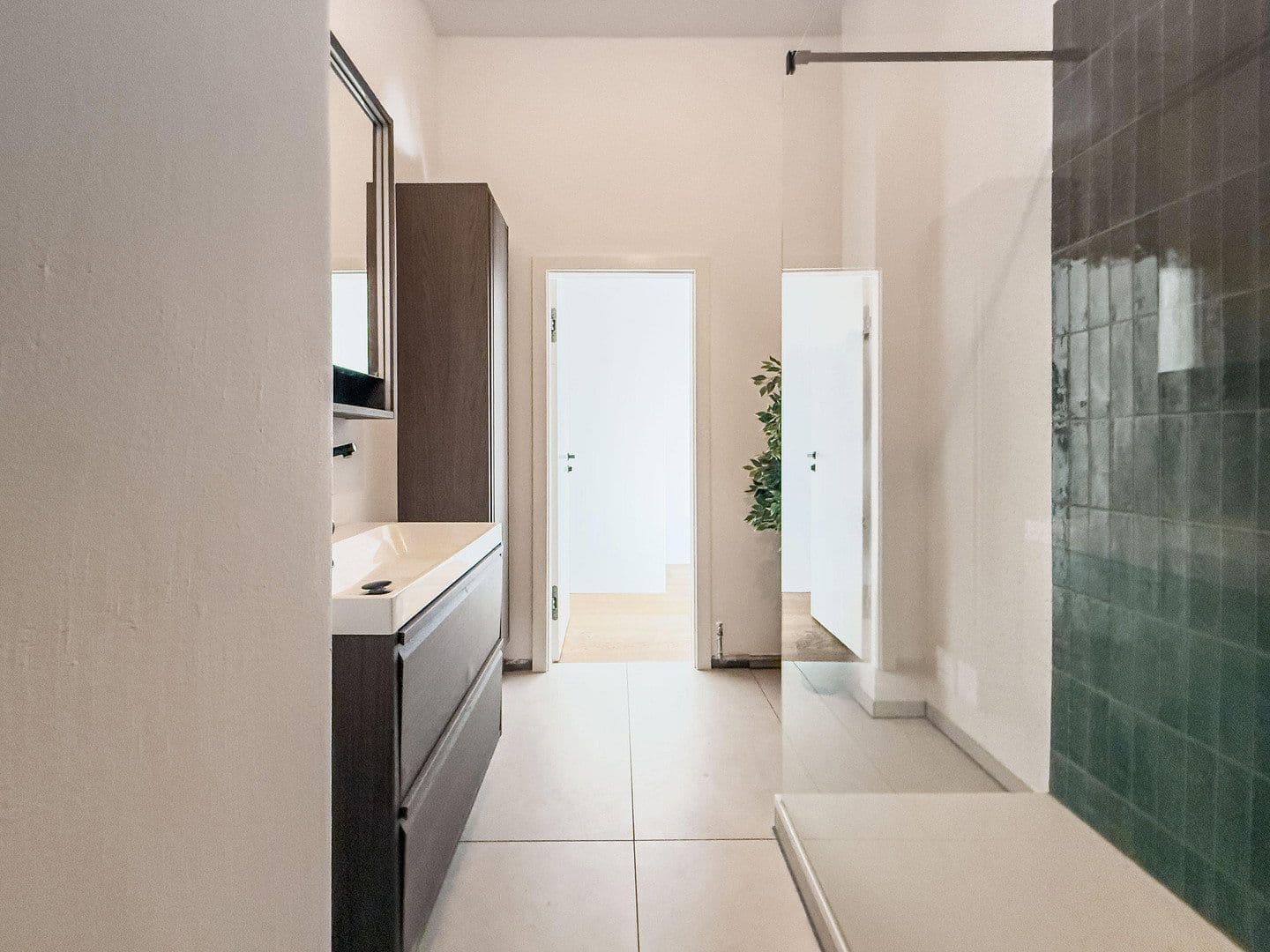 Predaj bytu 3-izbový 110 m², Karlsruherstraße 11, Berlin, Berlín Predaj bytu 3-izbový 110 m², Karlsruherstraße 11, Berlin, Berlín