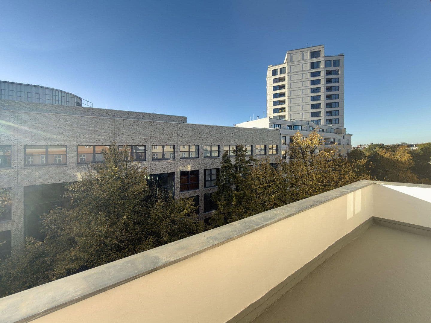 Predaj bytu 3-izbový 110 m², Karlsruherstraße 11, Berlin, Berlín Predaj bytu 3-izbový 110 m², Karlsruherstraße 11, Berlin, Berlín