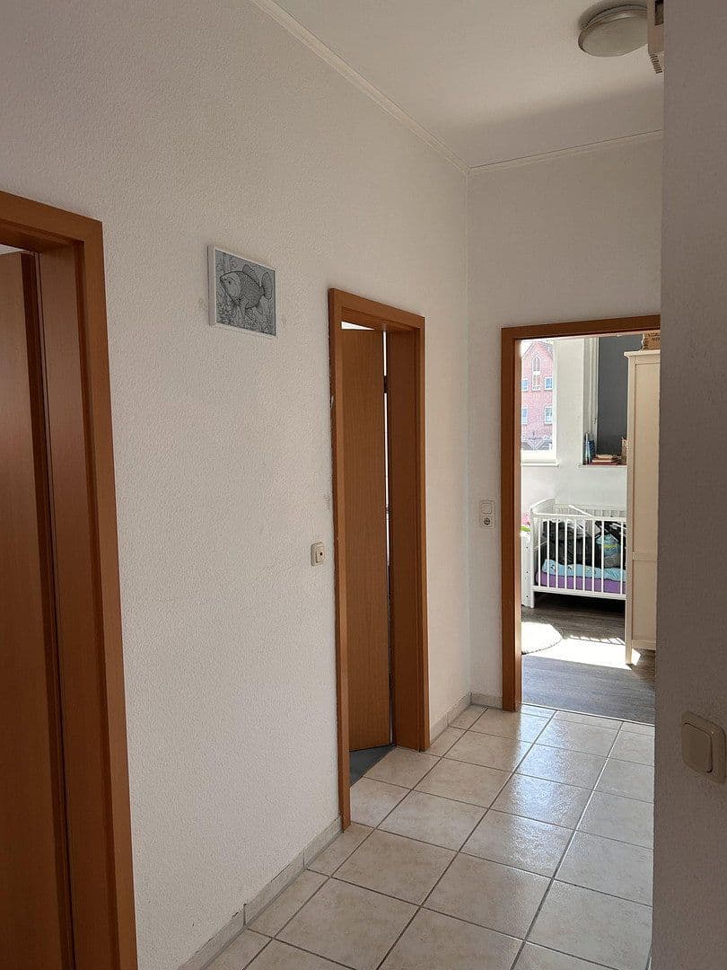 Prenájom bytu 2-izbový 73 m², Hauptstr. 466a-c, Saterland - Seelterlound, Dolné Sasko Prenájom bytu 2-izbový 73 m², Hauptstr. 466a-c, Saterland - Seelterlound, Dolné Sasko