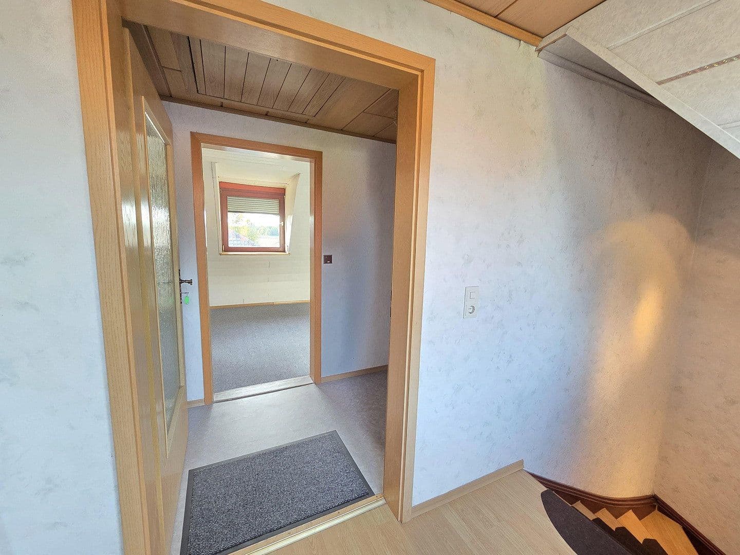 Predaj domu 190 m², pozemok 1.101 m², Abensberg, Bavorsko Predaj domu 190 m², pozemok 1.101 m², Abensberg, Bavorsko