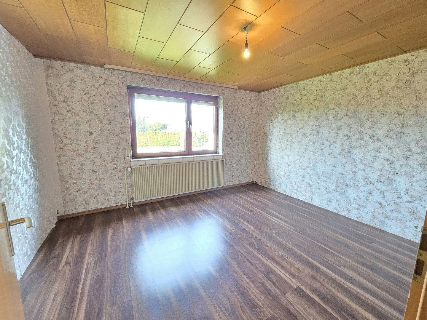 Predaj domu 190 m², pozemok 1.101 m², Abensberg, Bavorsko Predaj domu 190 m², pozemok 1.101 m², Abensberg, Bavorsko