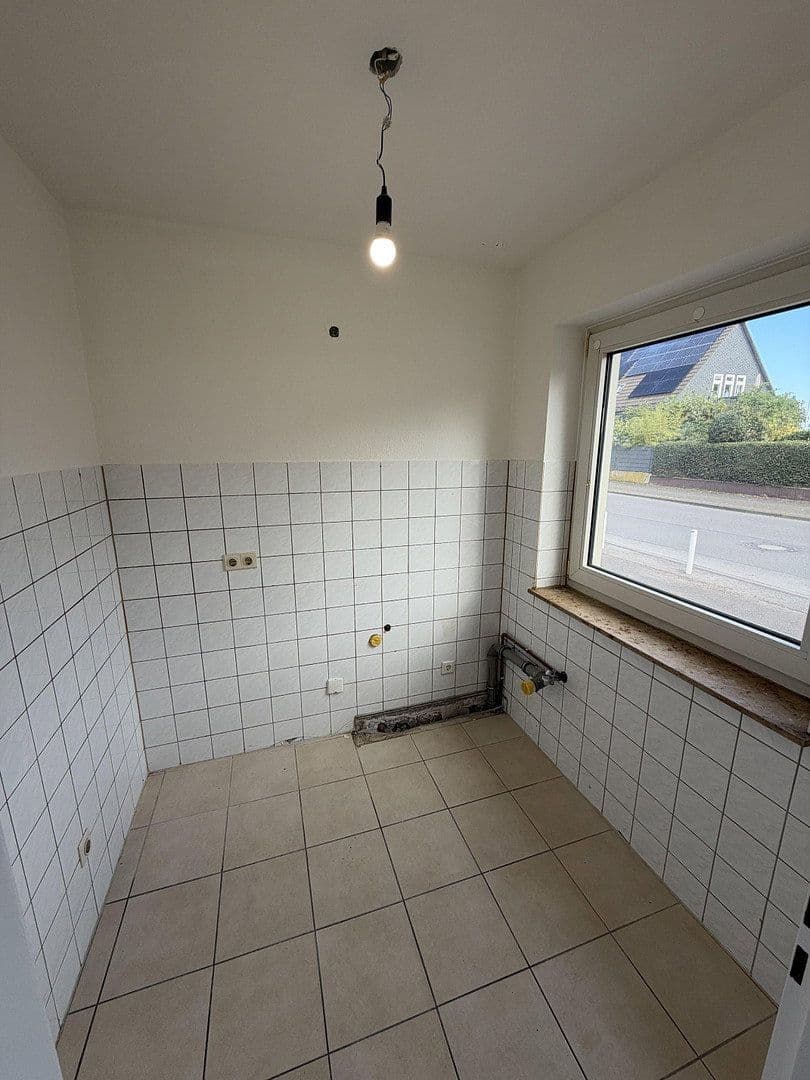 Prenájom domu 97 m², pozemok 150 m², Lützowstr. 139, Solingen, Severné Porýnie - Westfálsko Prenájom domu 97 m², pozemok 150 m², Lützowstr. 139, Solingen, Severné Porýnie - Westfálsko