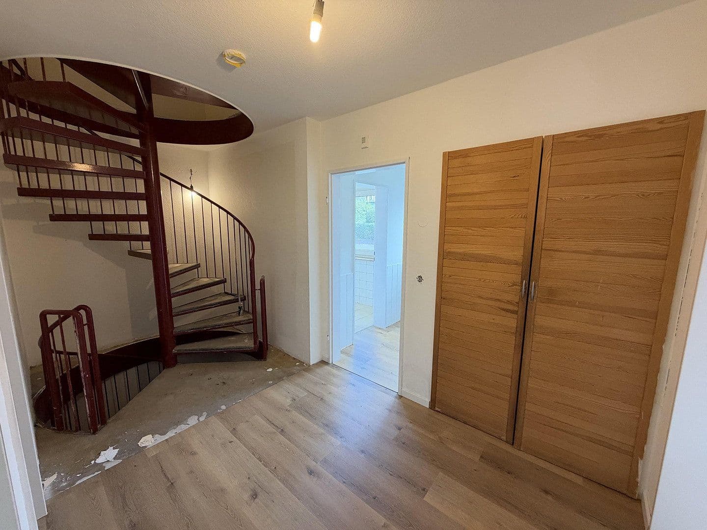 Prenájom domu 97 m², pozemok 150 m², Lützowstr. 139, Solingen, Severné Porýnie - Westfálsko Prenájom domu 97 m², pozemok 150 m², Lützowstr. 139, Solingen, Severné Porýnie - Westfálsko