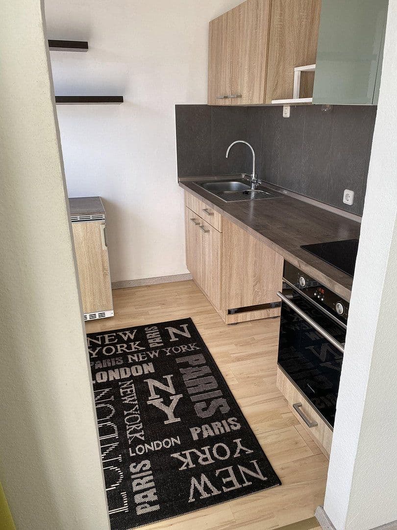Prenájom bytu 1-izbový 35 m², Ostendstraße 206, Nürnberg-Mögeldorf, Bavorsko Prenájom bytu 1-izbový 35 m², Ostendstraße 206, Nürnberg-Mögeldorf, Bavorsko