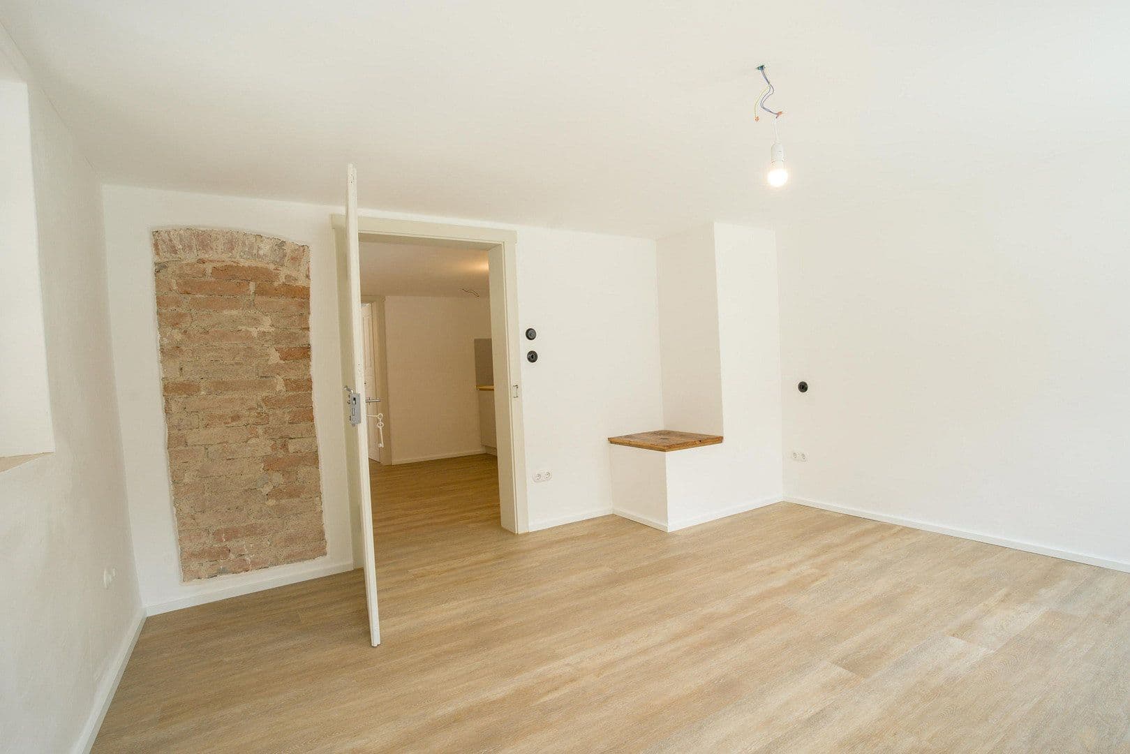 Prenájom bytu 1-izbový 40 m², Hauptstr. 20, Fuchstal, Bavorsko Prenájom bytu 1-izbový 40 m², Hauptstr. 20, Fuchstal, Bavorsko