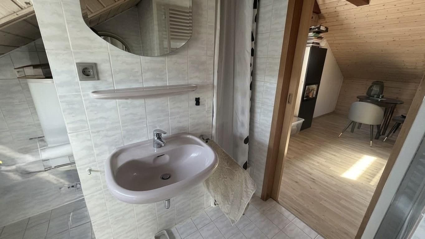 Predaj domu 135 m², pozemok 163 m², Wernau (Neckar), Bádensko-Wurttembersko Predaj domu 135 m², pozemok 163 m², Wernau (Neckar), Bádensko-Wurttembersko