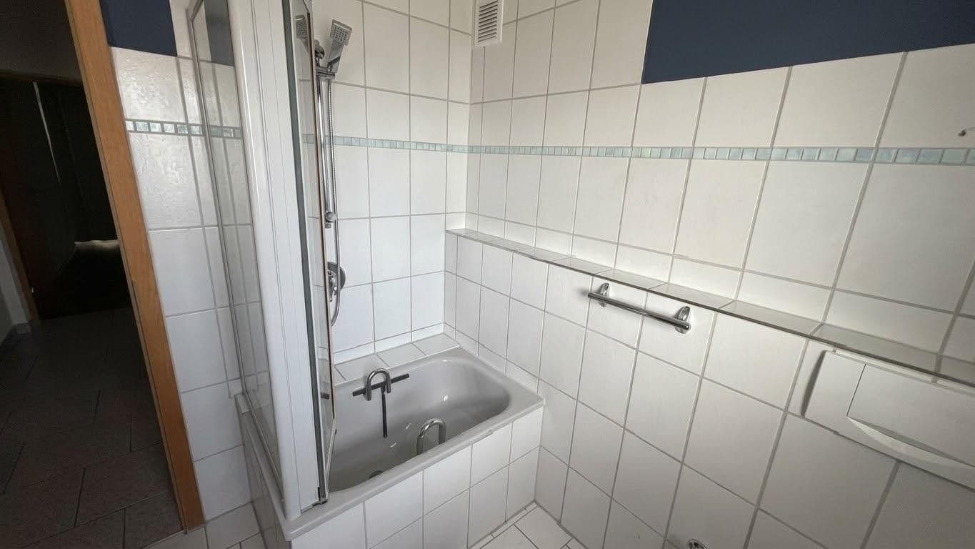 Predaj domu 135 m², pozemok 163 m², Wernau (Neckar), Bádensko-Wurttembersko Predaj domu 135 m², pozemok 163 m², Wernau (Neckar), Bádensko-Wurttembersko