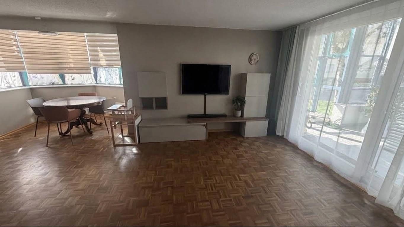 Predaj domu 135 m², pozemok 163 m², Wernau (Neckar), Bádensko-Wurttembersko Predaj domu 135 m², pozemok 163 m², Wernau (Neckar), Bádensko-Wurttembersko