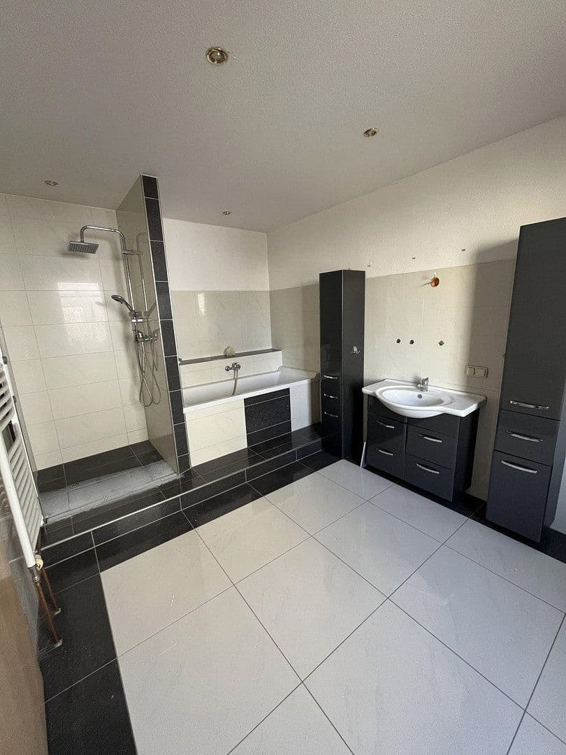 Prenájom bytu 2-izbový 81 m², Pechauer Straße 1, Magdeburg, Sasko-Anhaltsko Prenájom bytu 2-izbový 81 m², Pechauer Straße 1, Magdeburg, Sasko-Anhaltsko