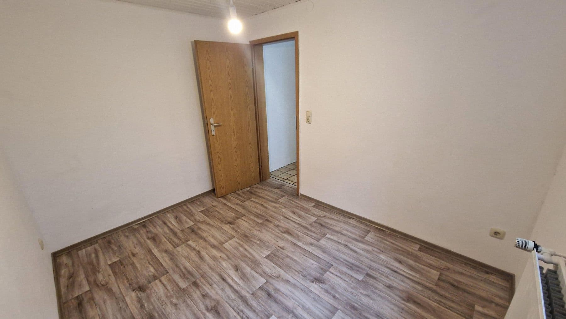 Prenájom domu 60 m², pozemok 1 m², Betzdorf, Porýnie-Falcko Prenájom domu 60 m², pozemok 1 m², Betzdorf, Porýnie-Falcko