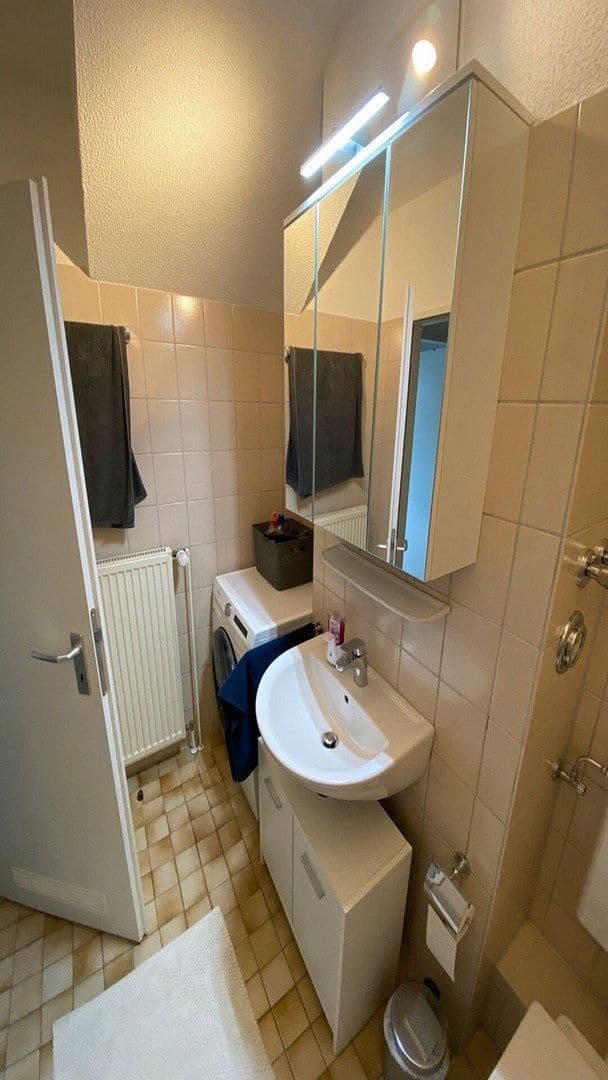 Prenájom bytu 2-izbový 64 m², Bremen, Brémy Prenájom bytu 2-izbový 64 m², Bremen, Brémy