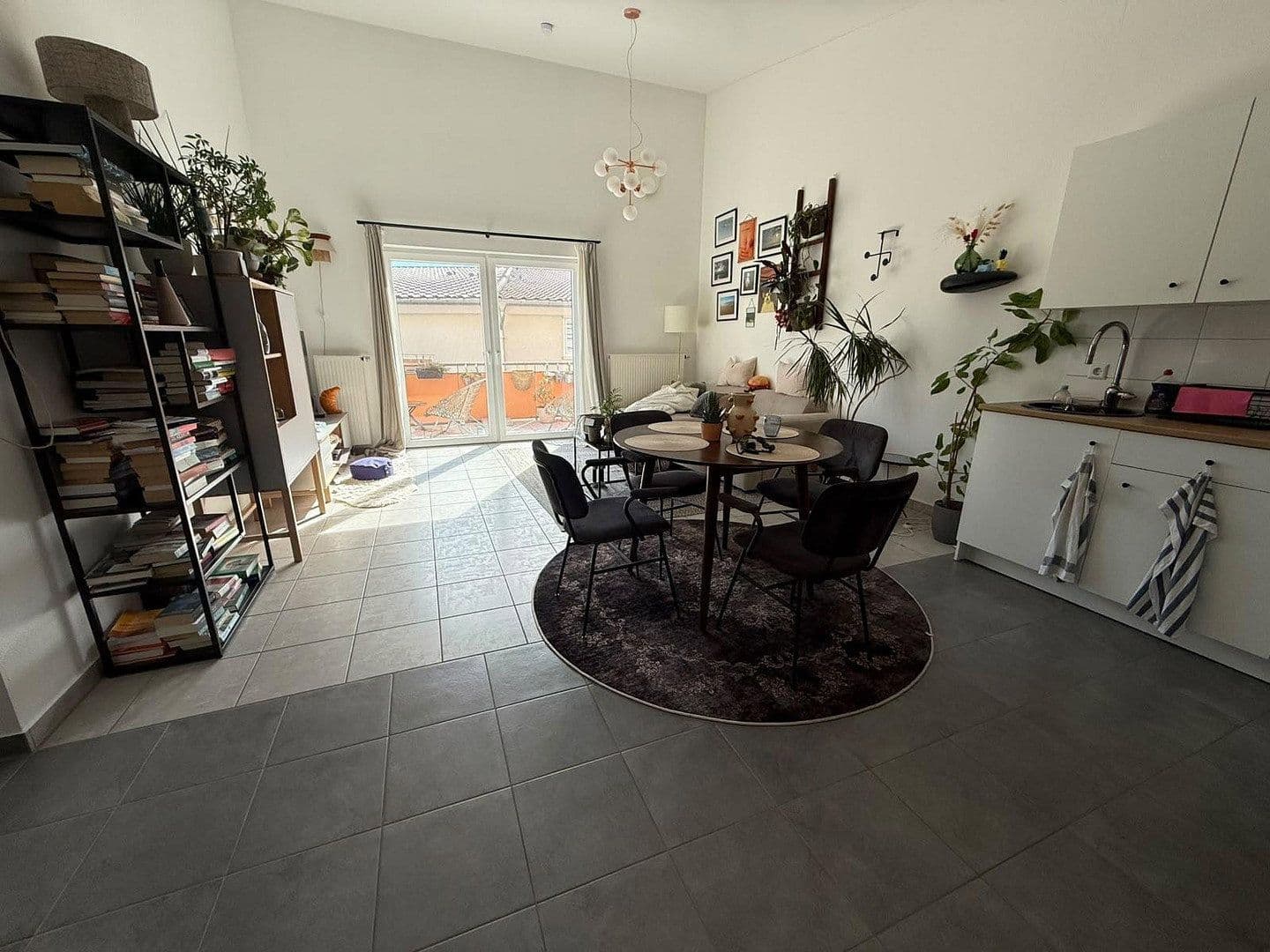 Prenájom bytu 2-izbový 55 m², Süßen, Bádensko-Wurttembersko Prenájom bytu 2-izbový 55 m², Süßen, Bádensko-Wurttembersko