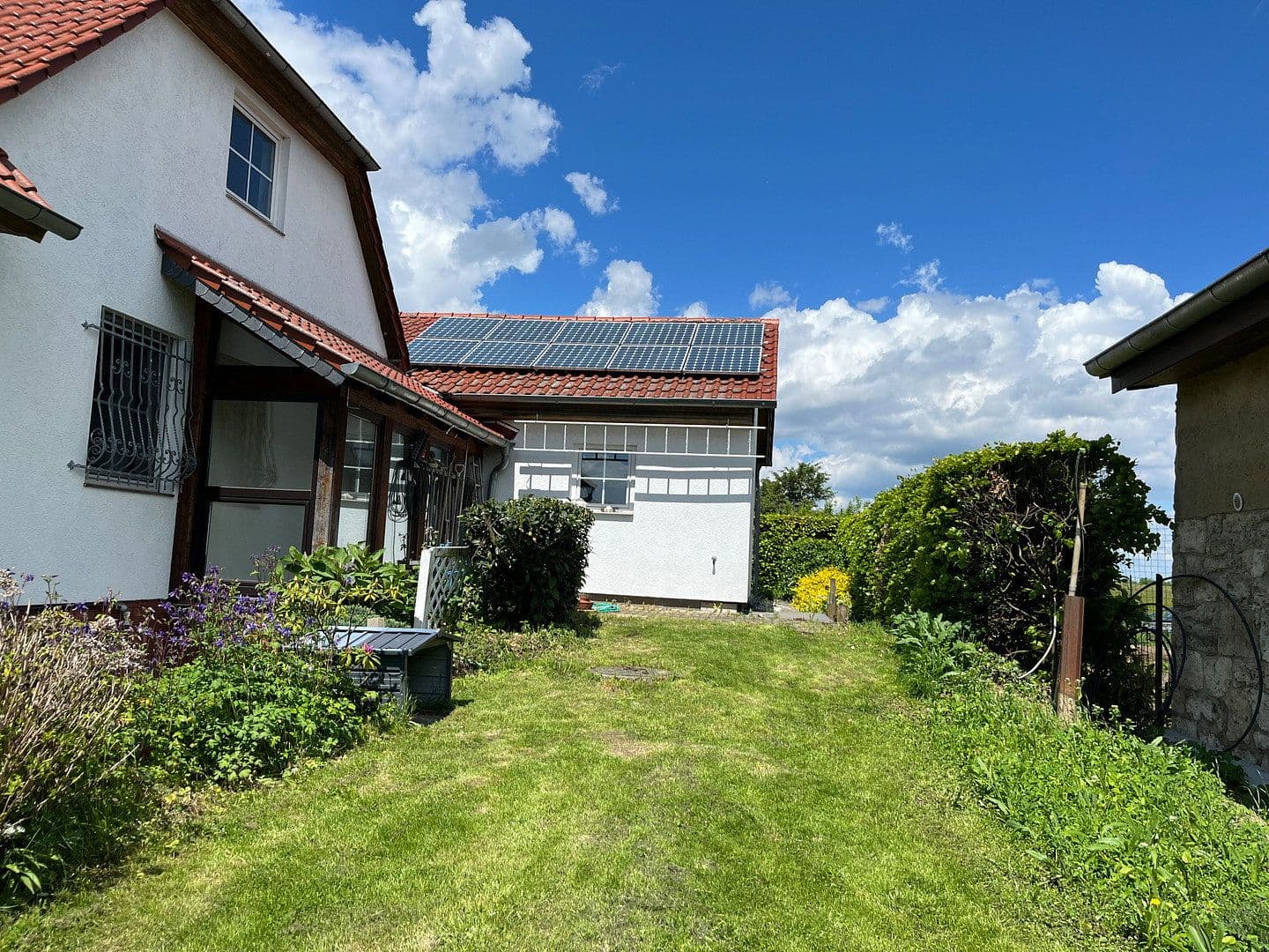 Predaj domu 190 m², pozemok 1.200 m², Frellstedt, Dolné Sasko Predaj domu 190 m², pozemok 1.200 m², Frellstedt, Dolné Sasko