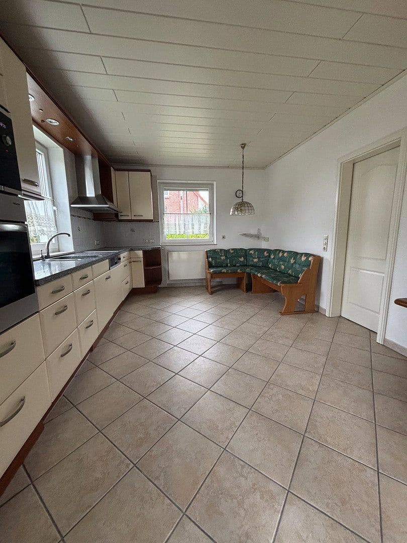 Predaj domu 190 m², pozemok 1.200 m², Frellstedt, Dolné Sasko Predaj domu 190 m², pozemok 1.200 m², Frellstedt, Dolné Sasko